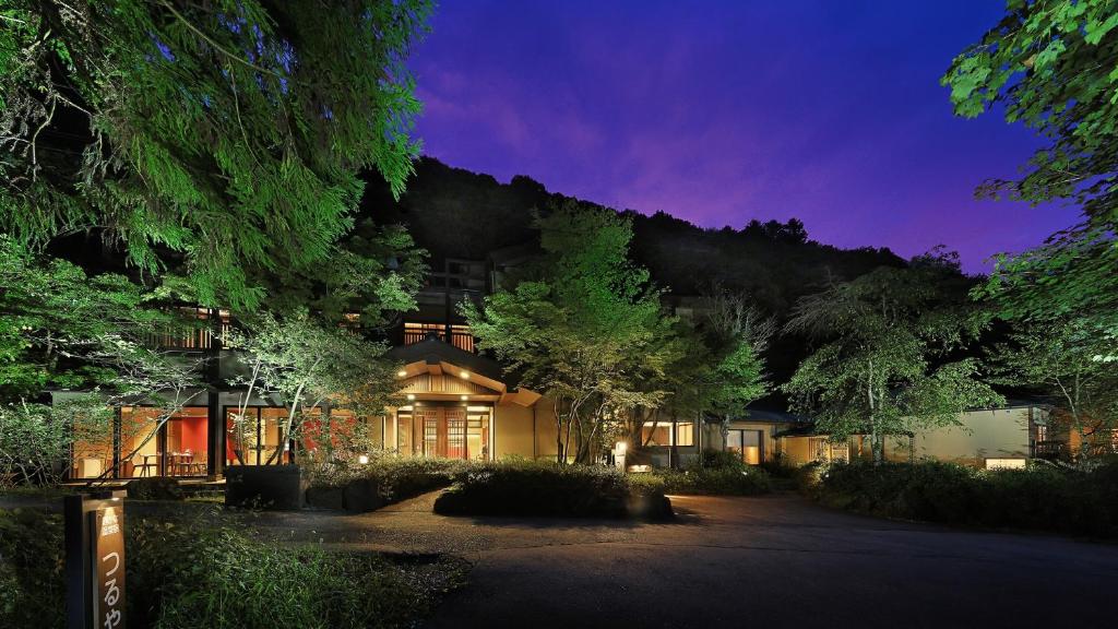 Tsuruya Ryokan Exterior Night