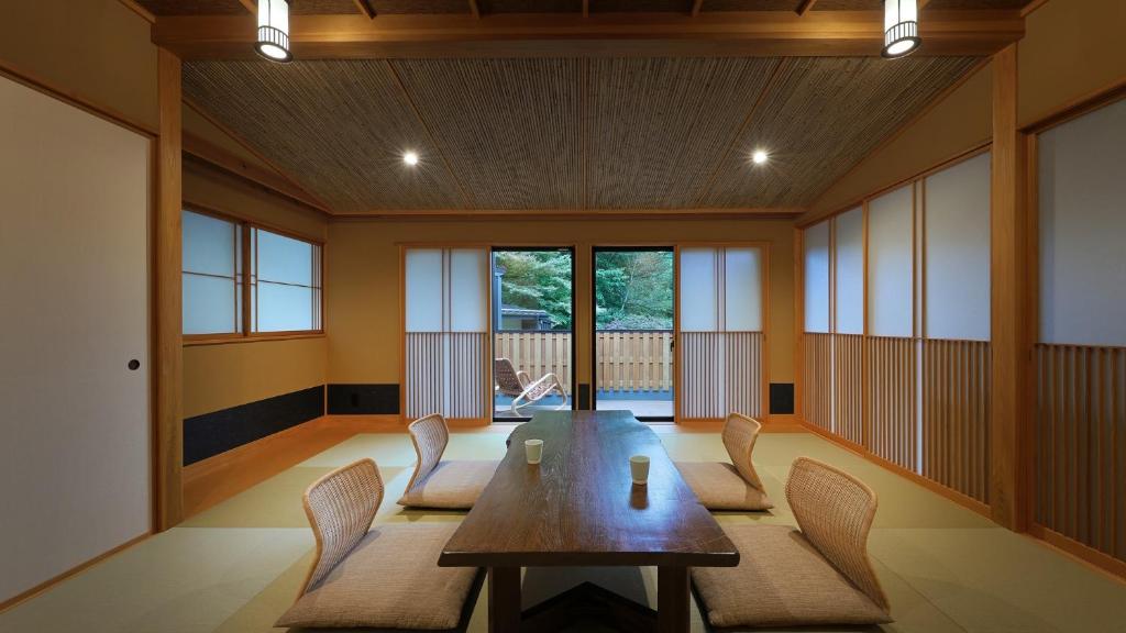 Tsuruya Tatami Room