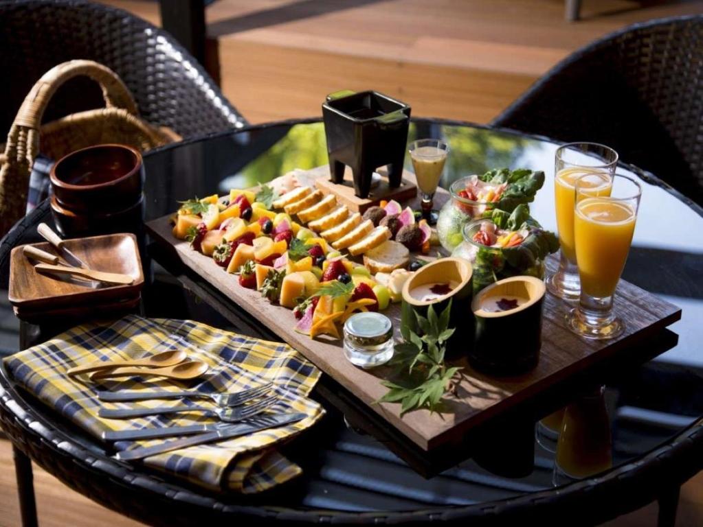 Tsutaya Tokinoyado Kazari Breakfast Platter