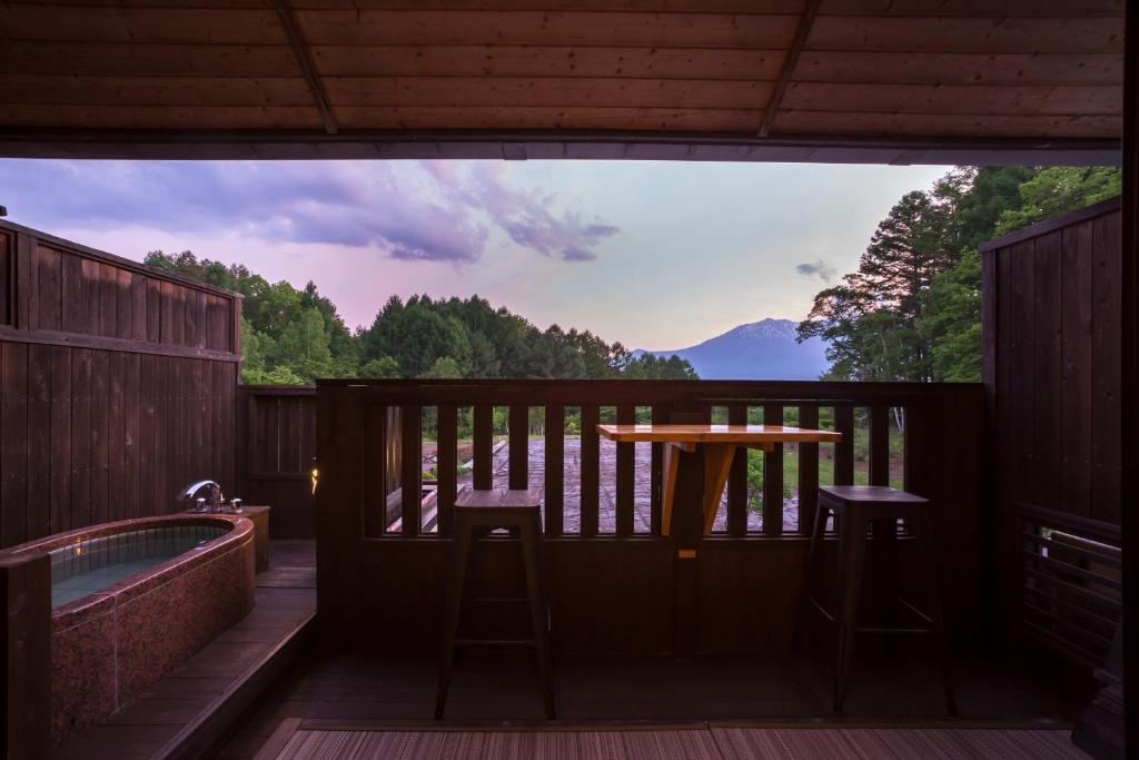 Tsutaya Tokinoyado Kazari Private Open Air Bath Balcony