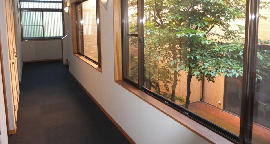 Turtle Inn Nikko Annex Hotori An Corridor Garden View