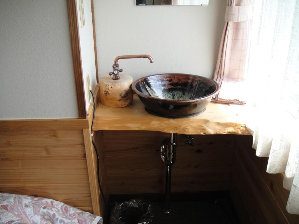 Turtle Inn Nikko Room Sink