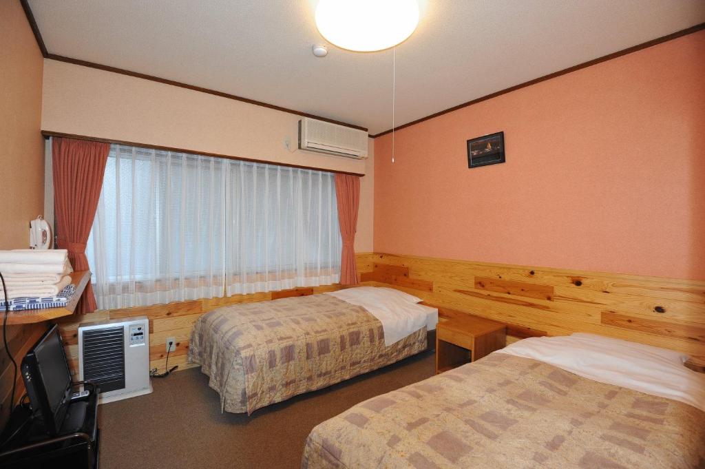 Turtle Inn Nikko Twin Room