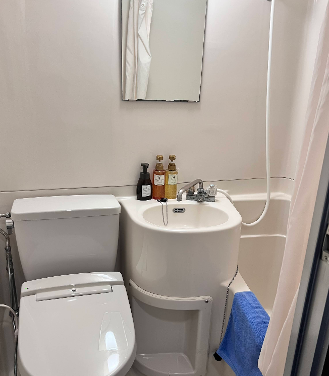 Umisato Hotel Bathroom