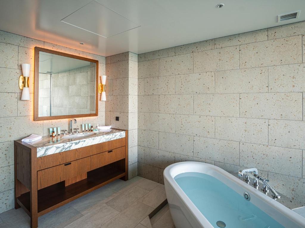Umito Atami Bettei Bathroom