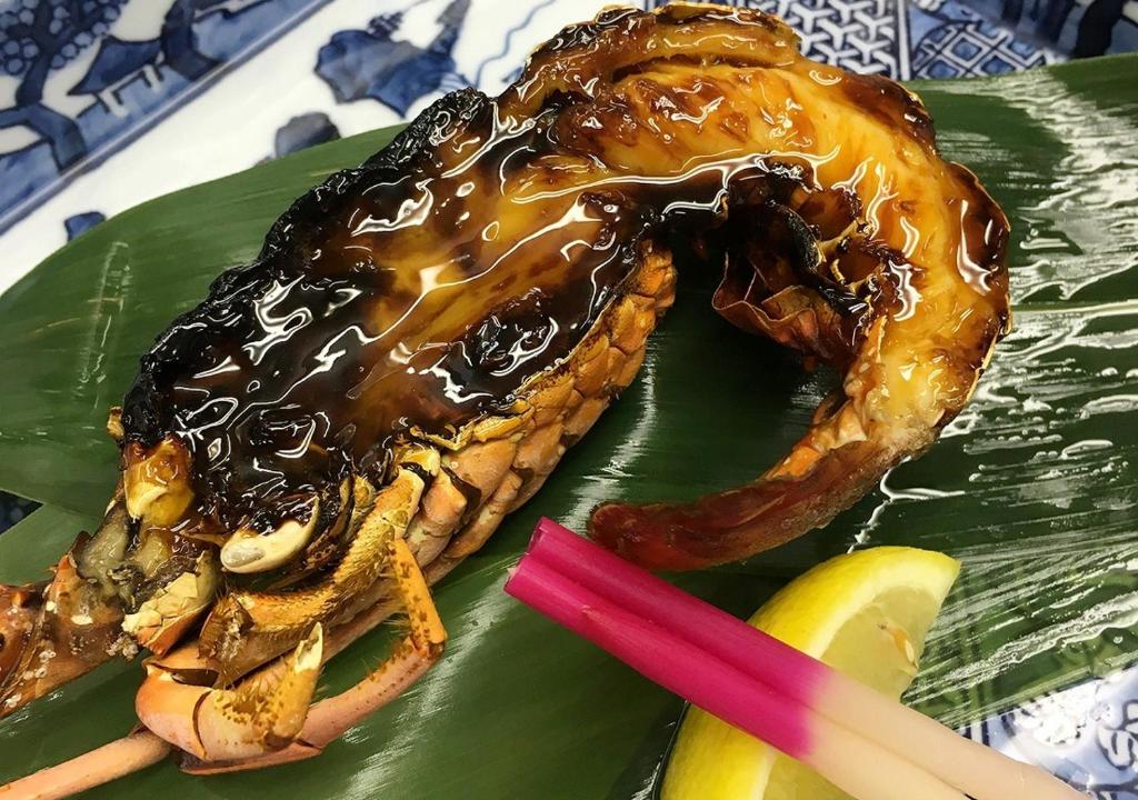 Uomisaki Hotel Grilled Crab