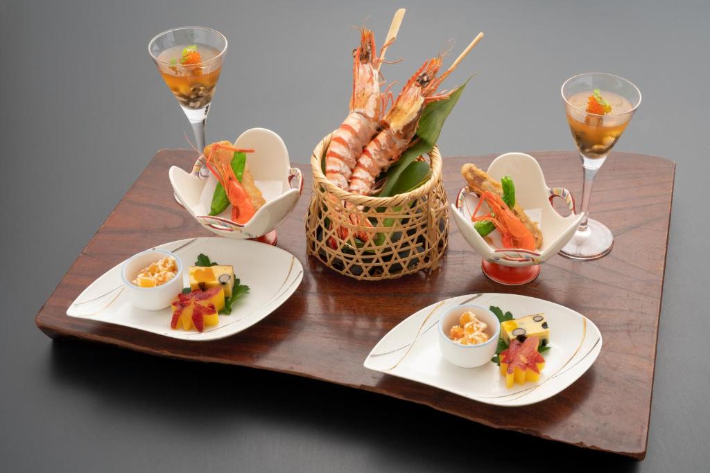 Ushiogumo Kaiseki Seafood Course