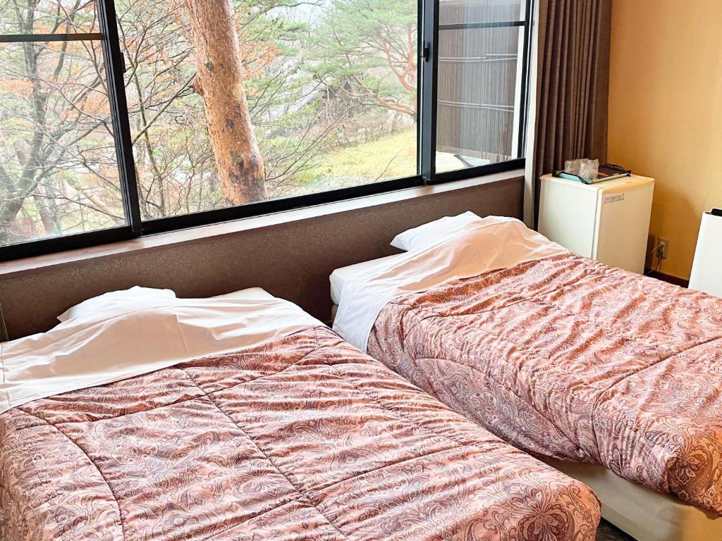 Wakaki Ryokan Twin Room