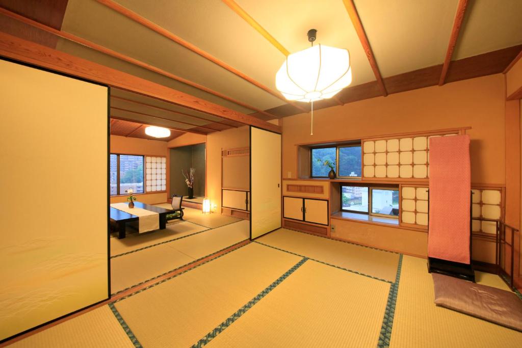 Wakamatsu Hakone Yugawara Tatami Room