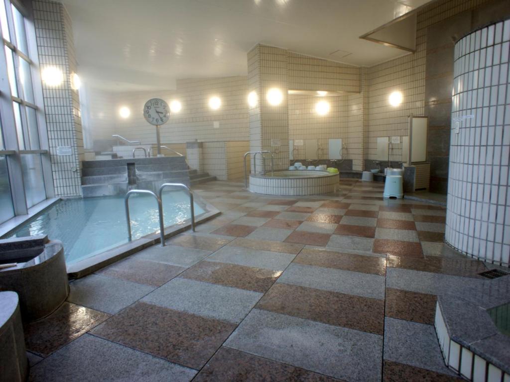 Wisterian Life Club Forest Of Verde Indoor Onsen Bath