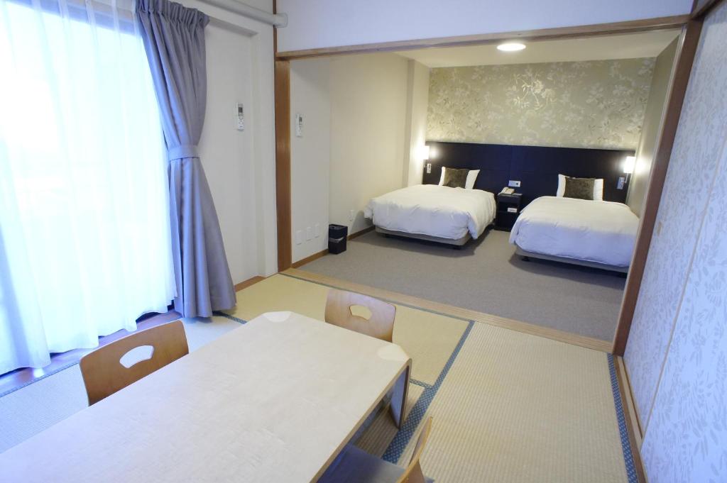 Wisterian Life Club Forest Of Verde Tatami Room