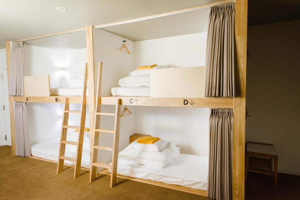 Wpu Hakone Bunk Room