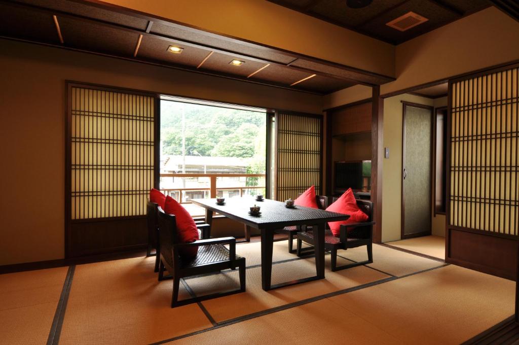 Yaeikan Tatami Room