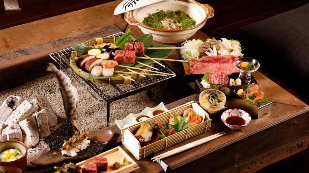 Yamaboshi Ryokan Kaiseki Dinner