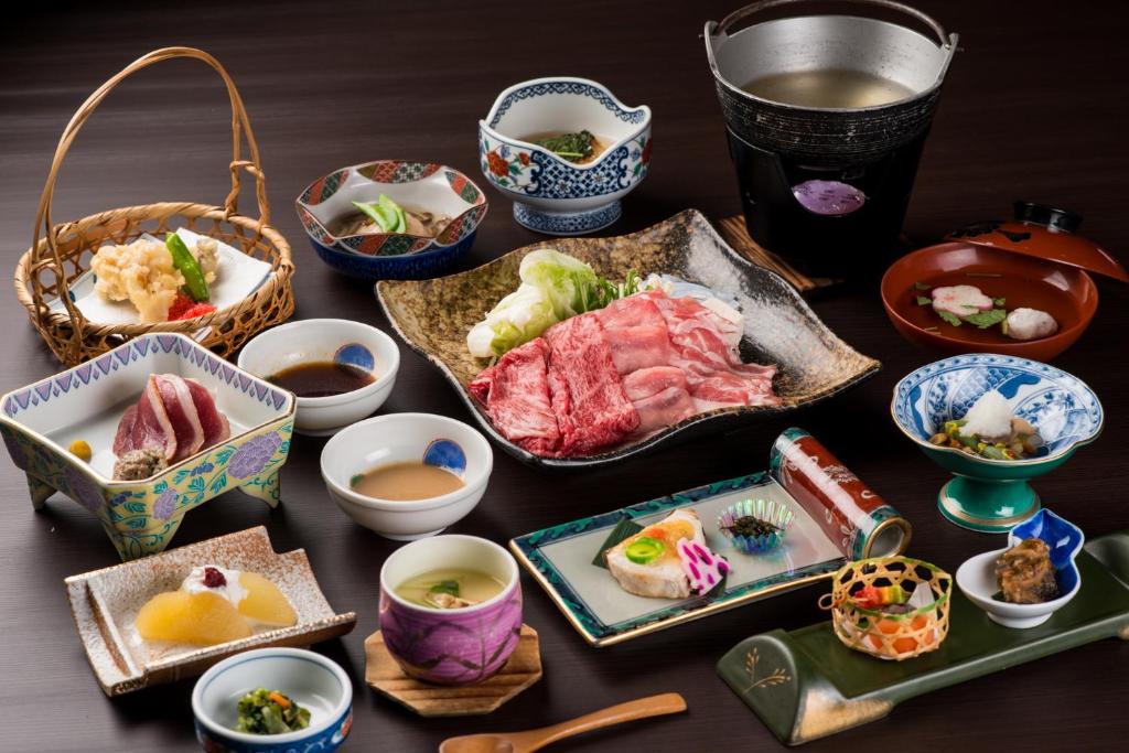 Yamakawa Ryokan Kaiseki Meal