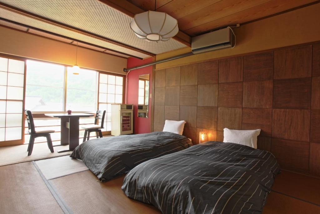 Yamakawa Ryokan Twin Tatami Room