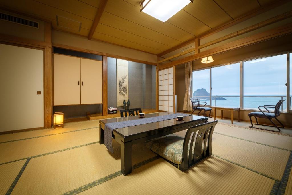 Yaotome Tatami Room