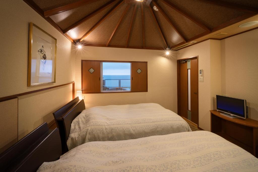 Yaotome Twin Bedroom