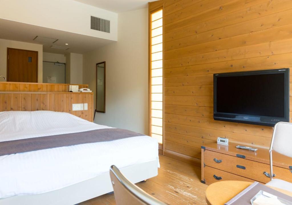 Yatsugatake Hotel Fuuka Wooden Guest Room