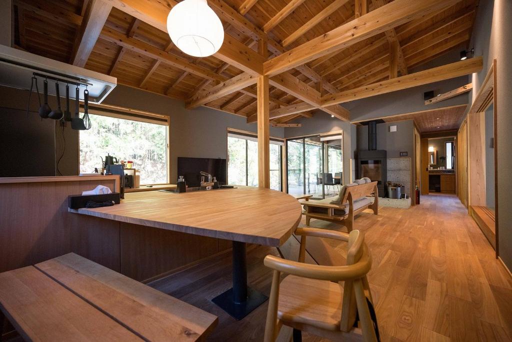Yokokawa Onsen Yudono Totonoyu Wooden Suite Interior