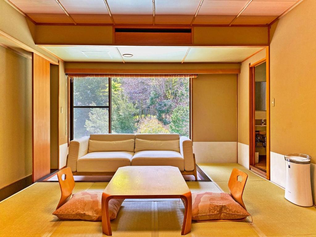 Yoritomo No Yu Honjin Tatami Room