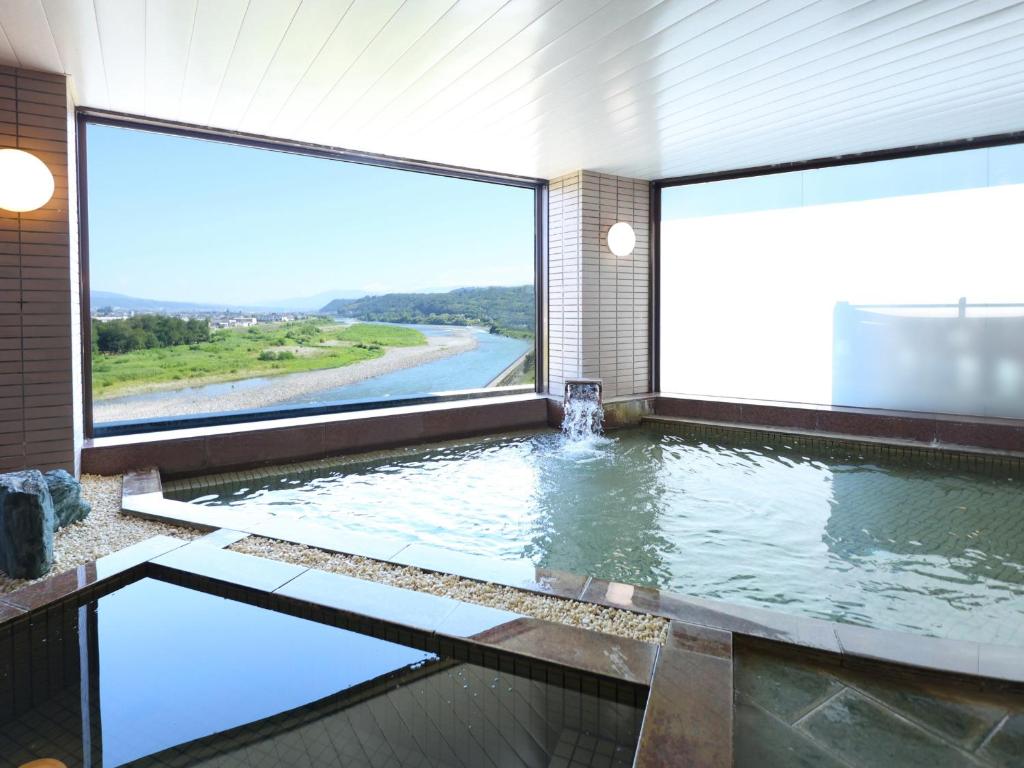 Yoshinotei River View Onsen