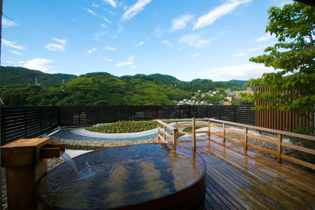 Yugawara Fukiya Open Air Bath
