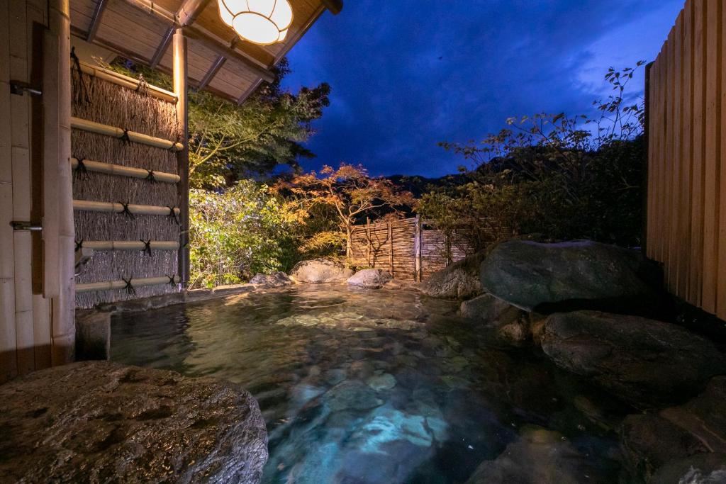 Yugawara Fukiya Open Air Onsen