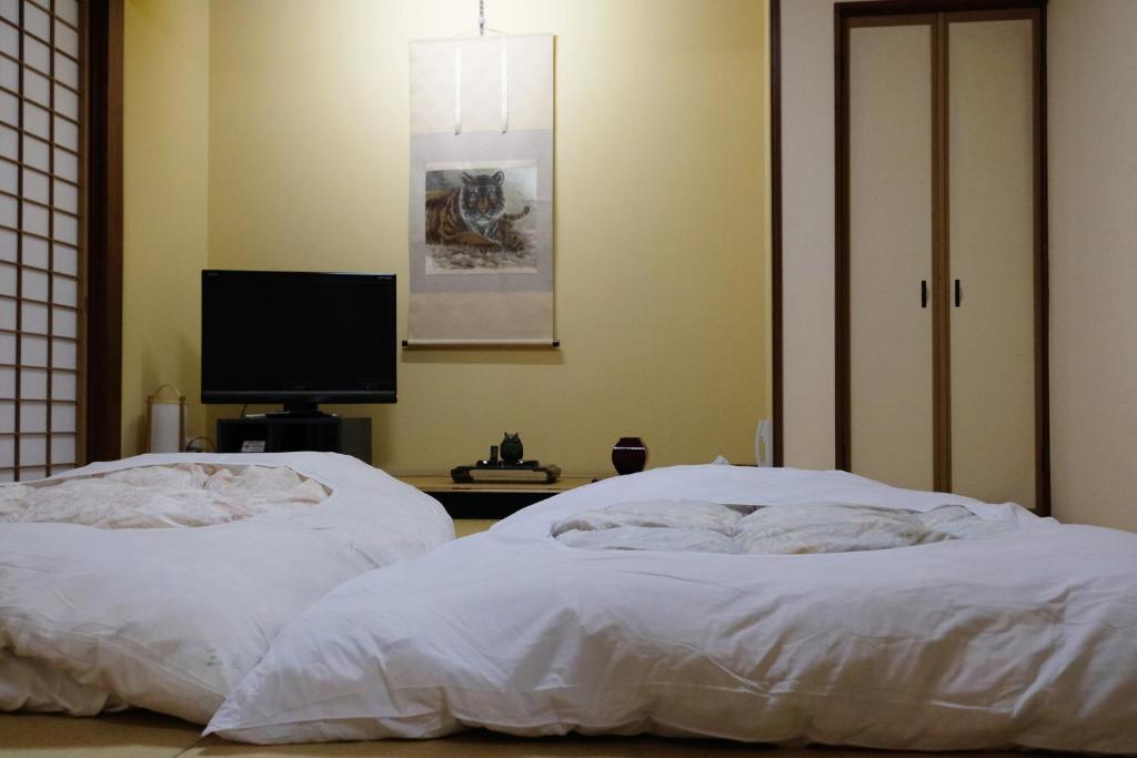 Yuka Sanzo An Futon Room
