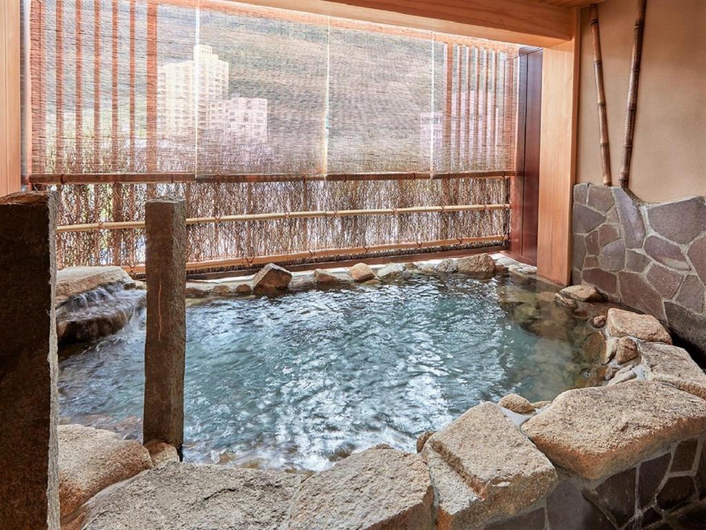 Yukinohana Open Air Onsen