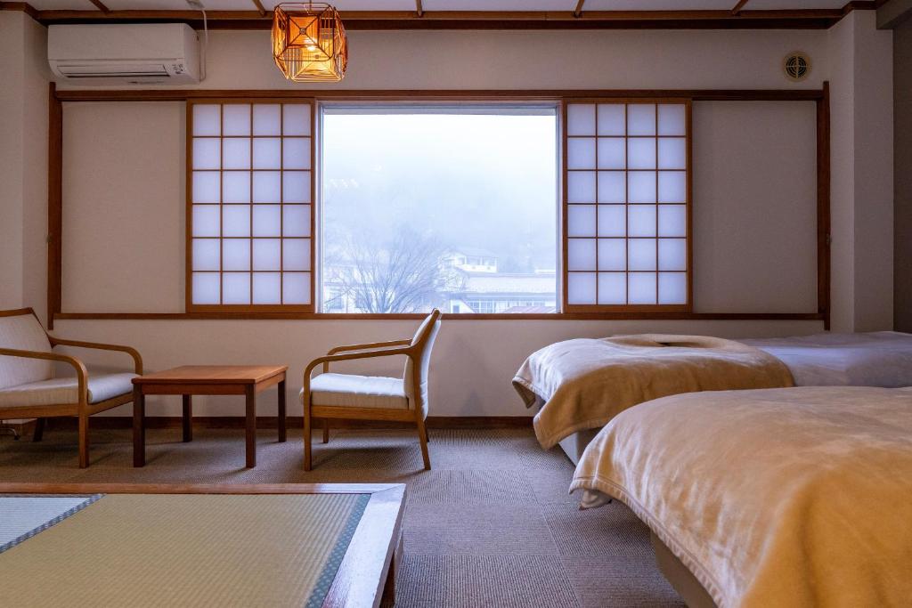 Yumori Onsen Hostel Japanese Style Room