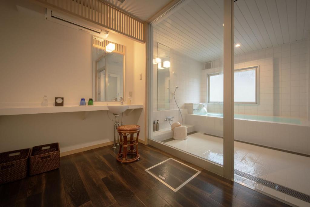 Yumori Onsen Hostel Private Bath