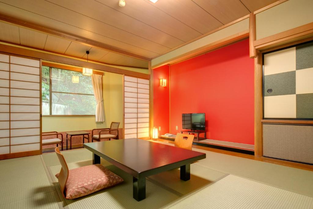Yumoto Komachikan Tatami Room