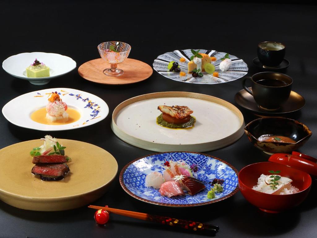 Yunosato Ikemori Bekkan Amaza Kaiseki Meal