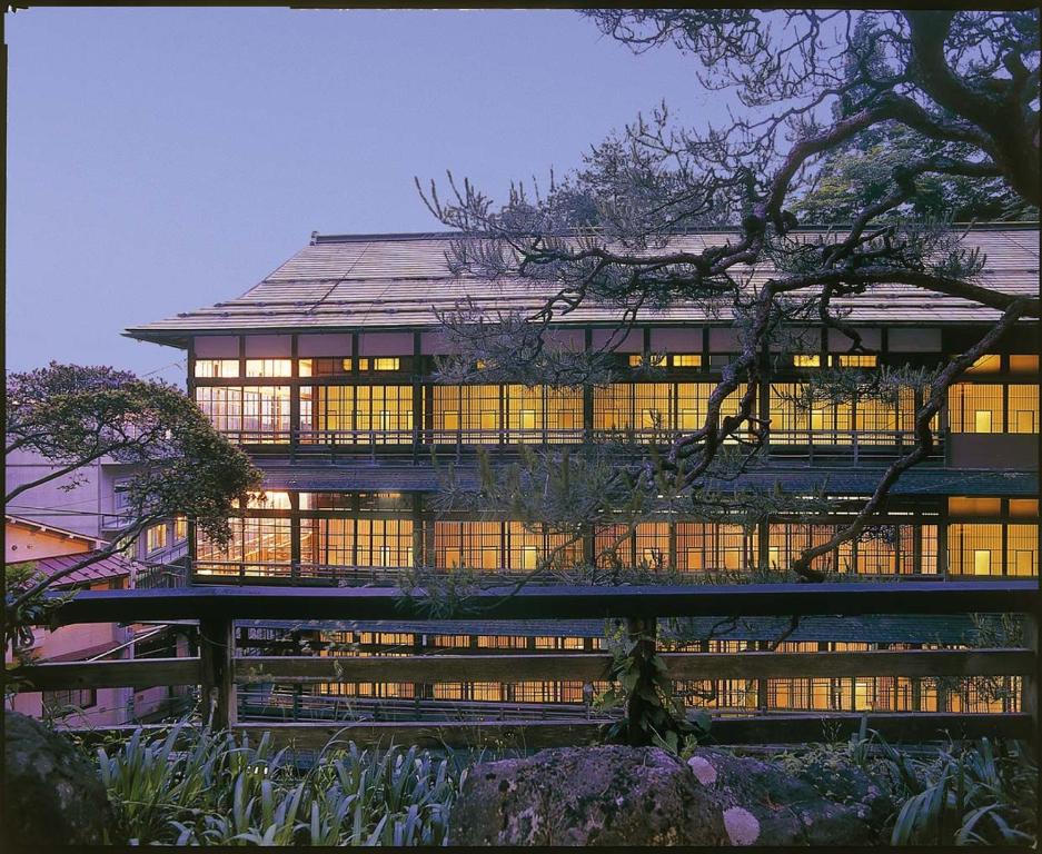 Yunushi Ichijoh Ryokan Exterior Dusk