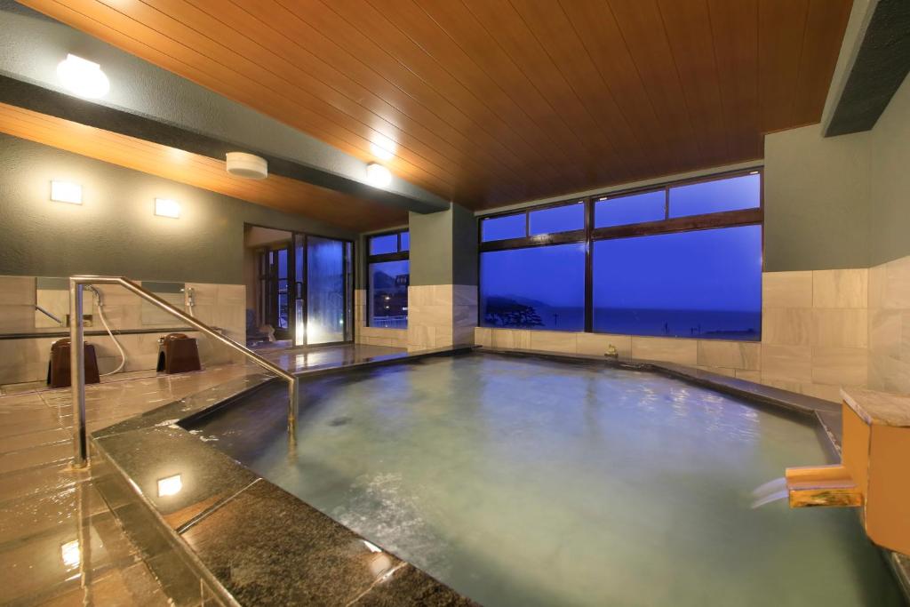 Yururi Nishiizu Indoor Onsen Bath