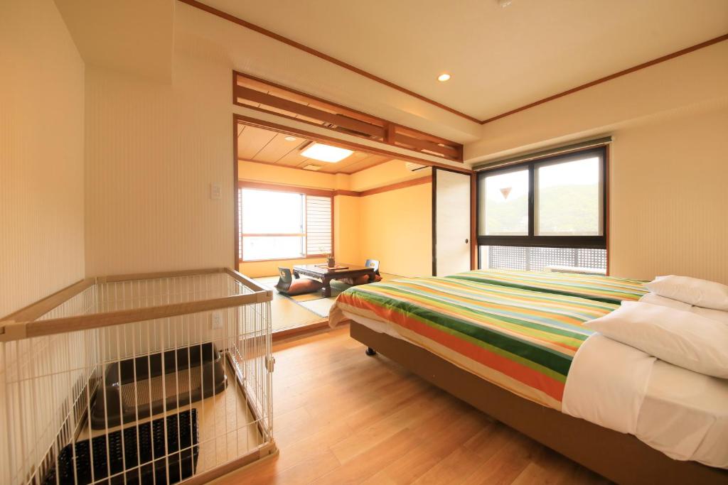 Yururi Nishiizu Japanese Western Room
