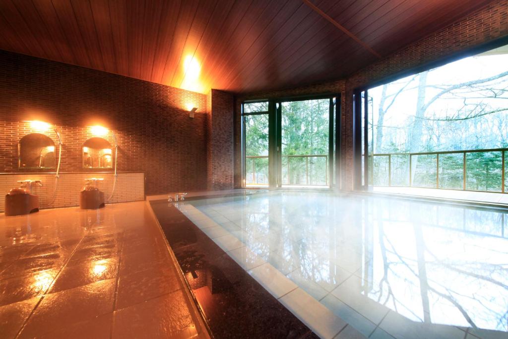 Yutorelo Karuizawa Hotel Indoor Onsen Bath