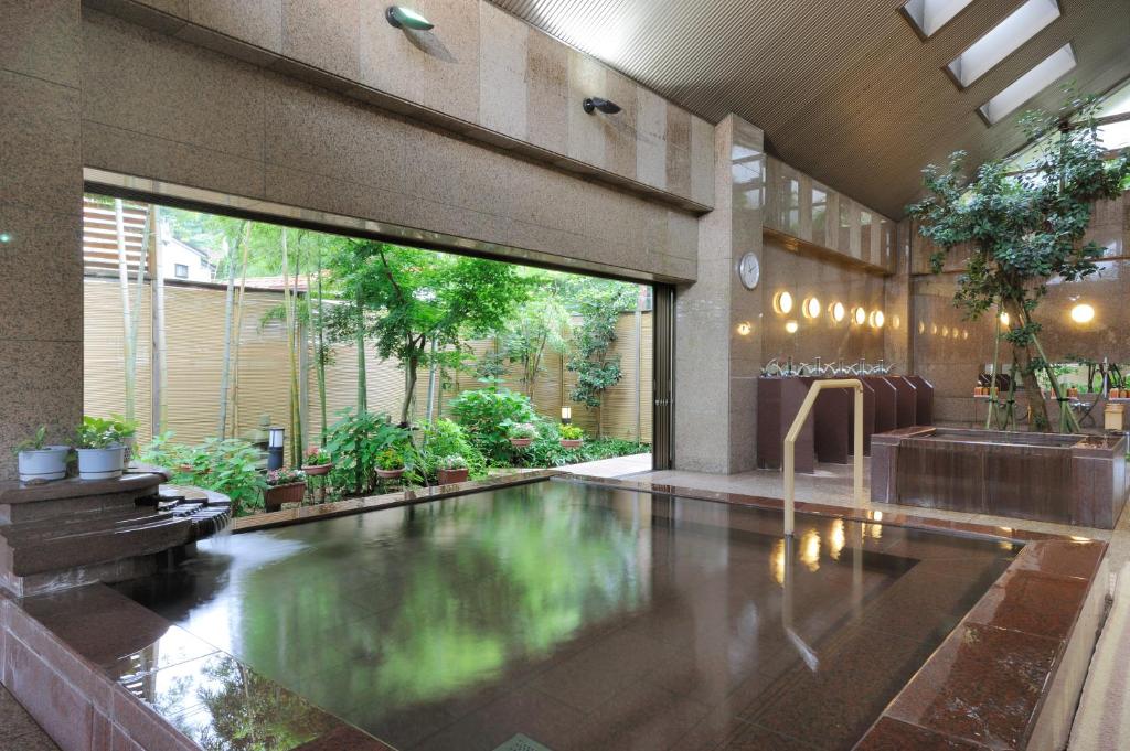 Yuzawa Grand Hotel Indoor Onsen