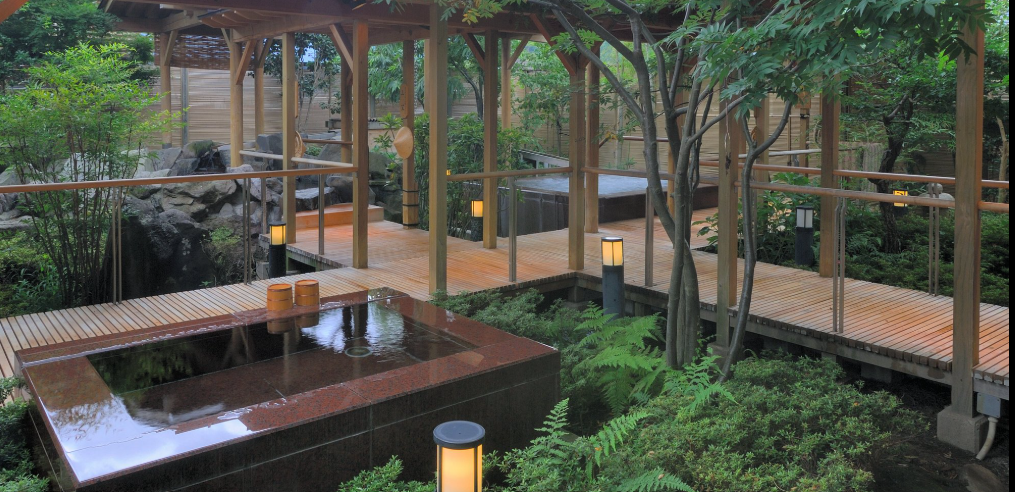 Yuzawa Grand Hotel Rotenburo Garden