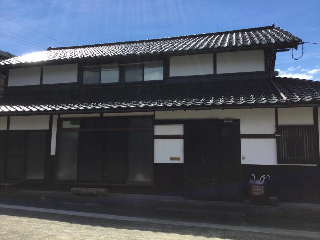 Yuzuki Old Folk House Traditional Exterior