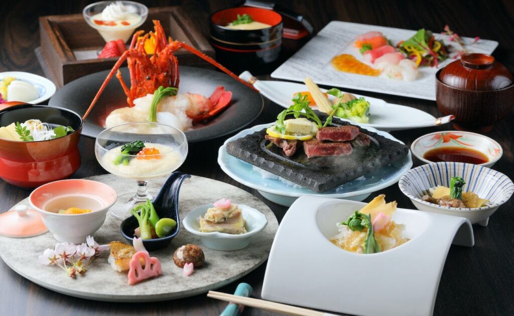 Kaiseki Dinner With Lobster And Beef Course